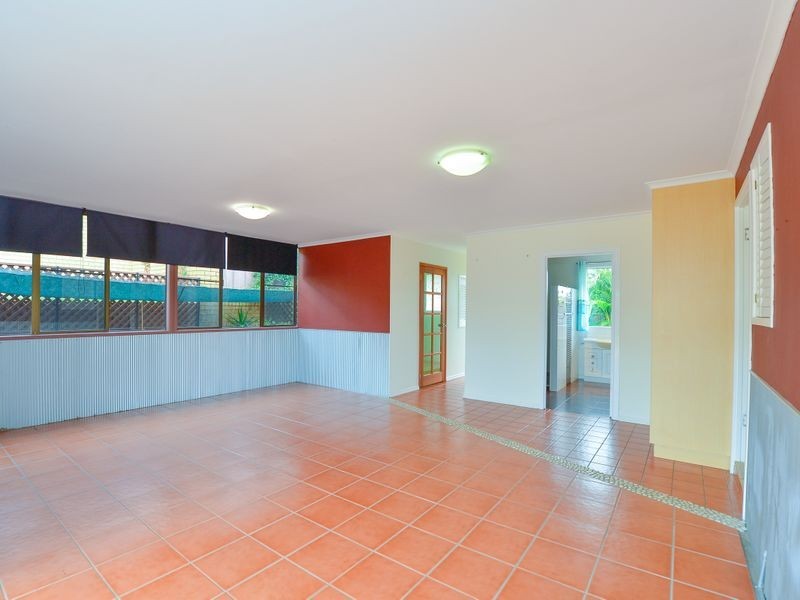 7 Columbia Avenue, Clinton QLD 4680