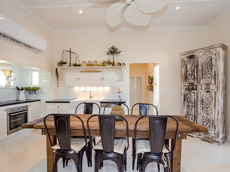 17 Scenery Street, West Gladstone QLD 4680