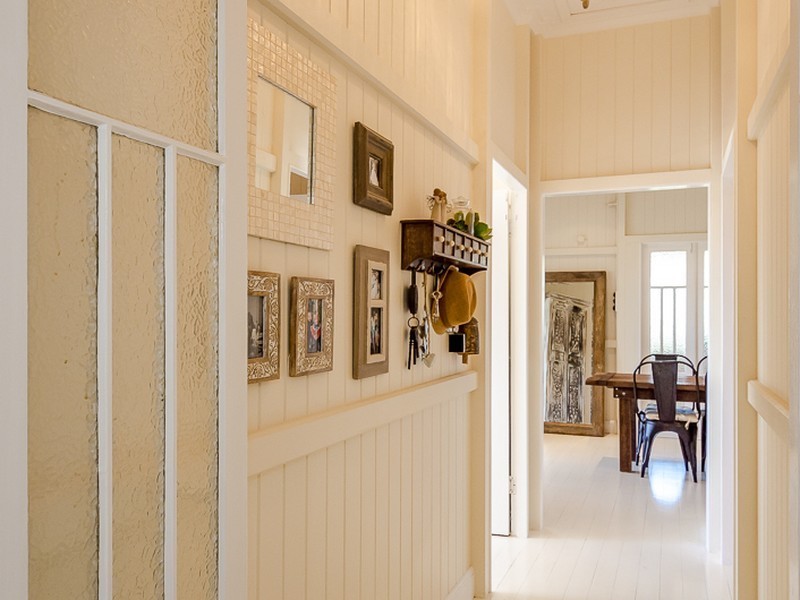 17 Scenery Street, West Gladstone QLD 4680