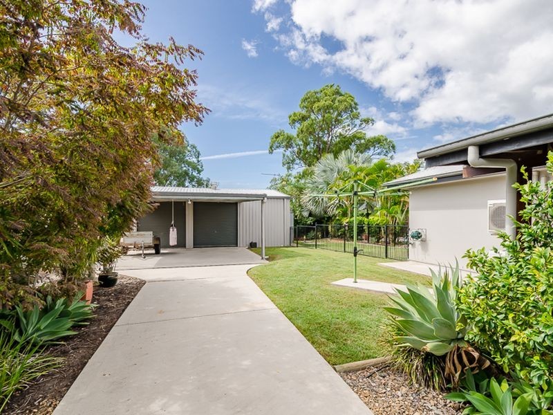 15 Ronald Crescent, Benaraby QLD 4680