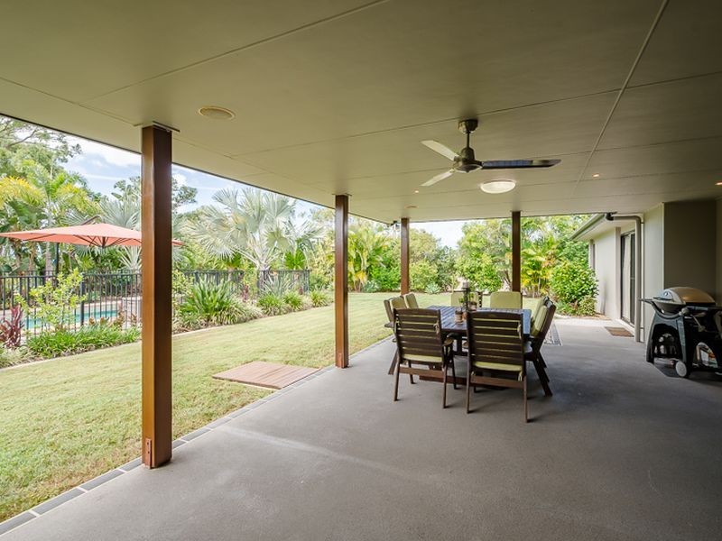 15 Ronald Crescent, Benaraby QLD 4680