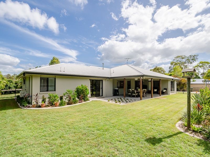 15 Ronald Crescent, Benaraby QLD 4680