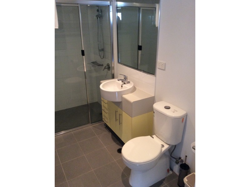 Unit 1/24 Kent Street, West Gladstone QLD 4680