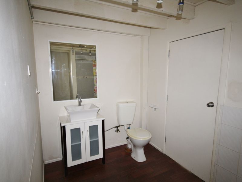 57 Flinders Street, West Gladstone QLD 4680