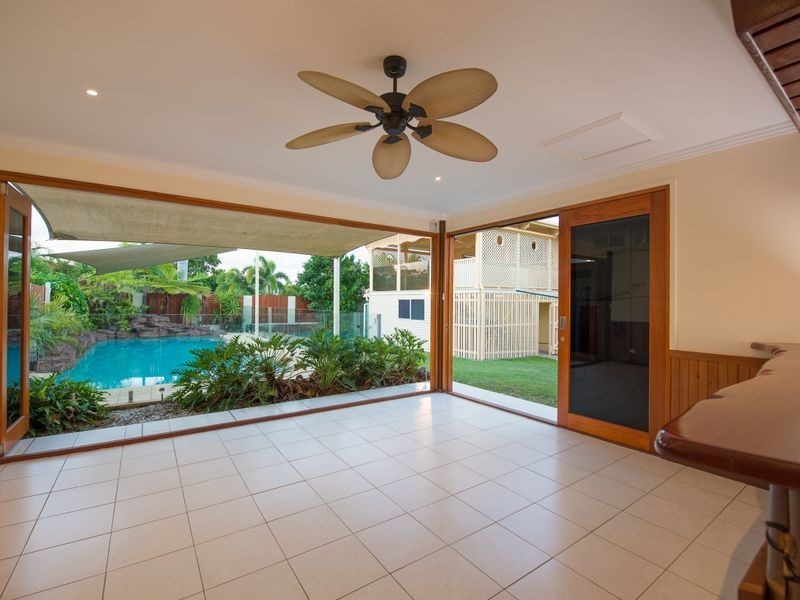 8 Canonbar Street, Clinton QLD 4680