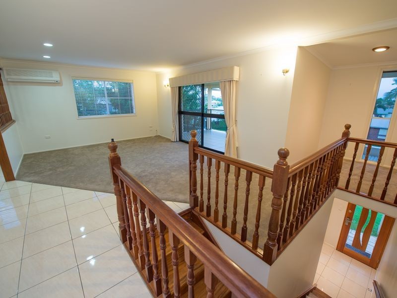 8 Canonbar Street, Clinton QLD 4680