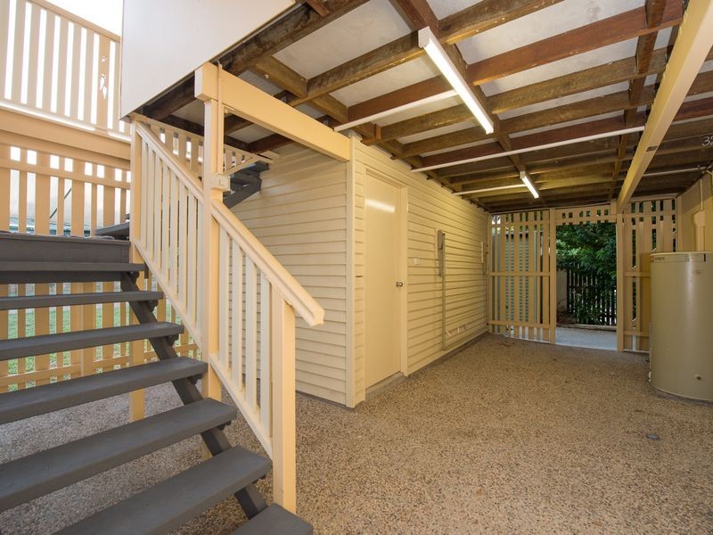 8 Canonbar Street, Clinton QLD 4680