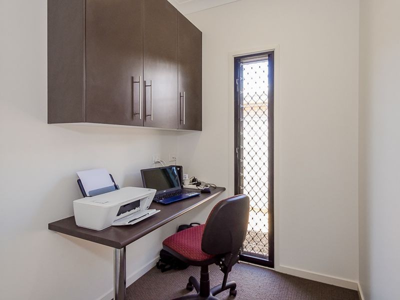 13 Sanctuary Place, South Gladstone QLD 4680