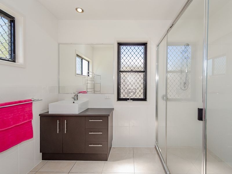 13 Sanctuary Place, South Gladstone QLD 4680