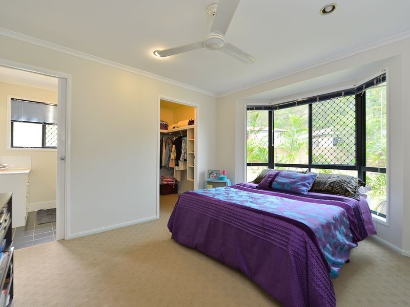 6 Southern Cross Close, Telina QLD 4680