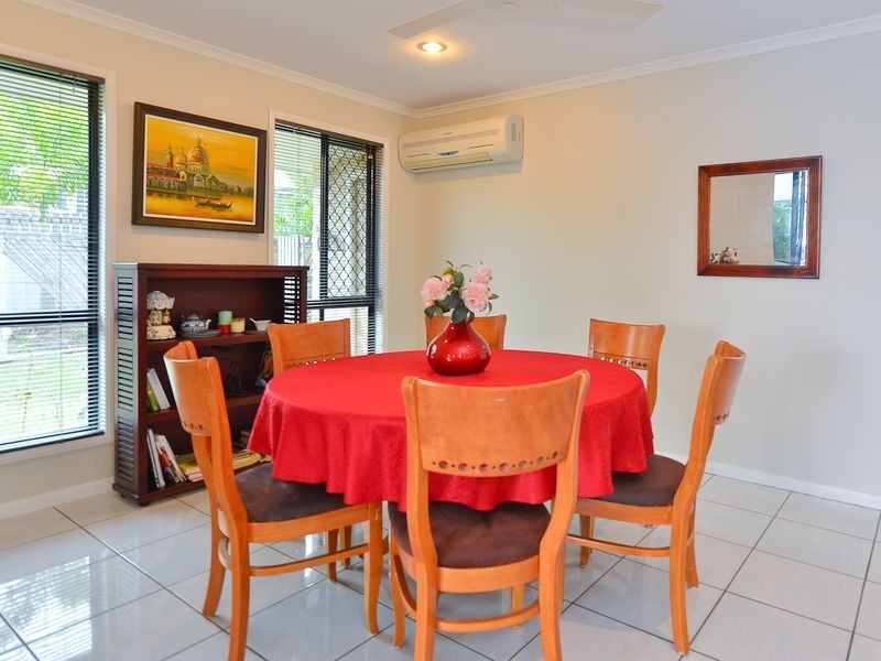 6 Southern Cross Close, Telina QLD 4680