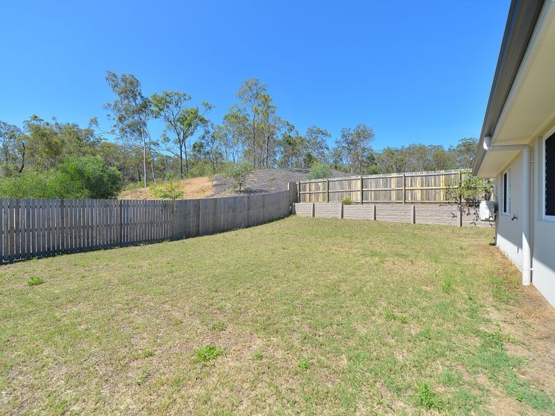 5 Greengard Place, Kirkwood QLD 4680