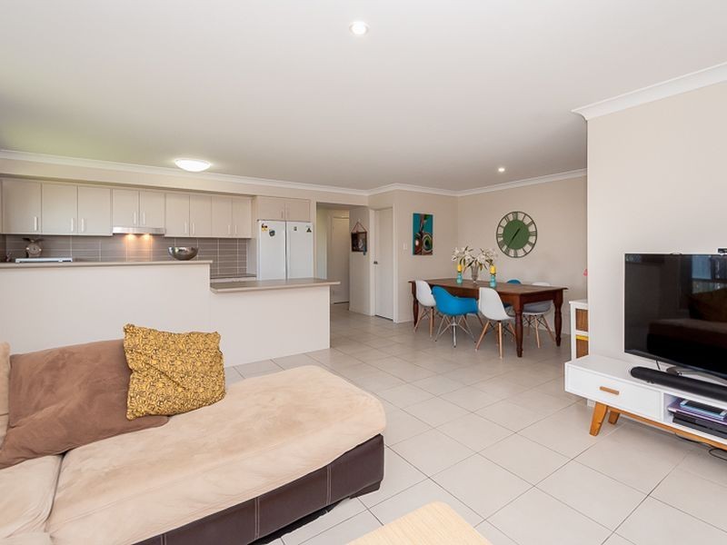 11 Bendee Street, Glen Eden QLD 4680