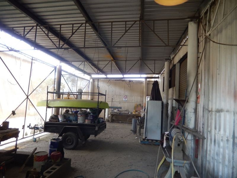 11 Bensted Road, Callemondah QLD 4680