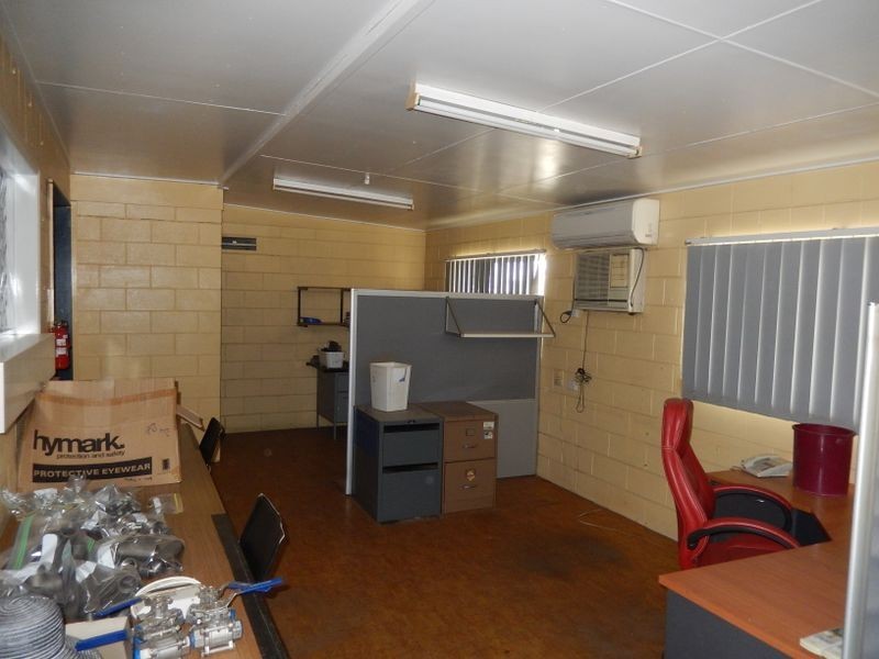 11 Bensted Road, Callemondah QLD 4680