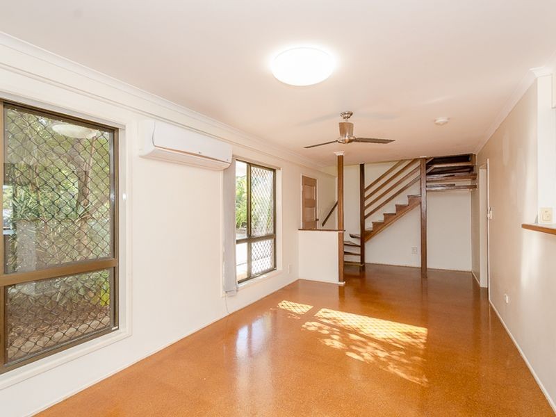 44 Ferguson Crescent, West Gladstone QLD 4680