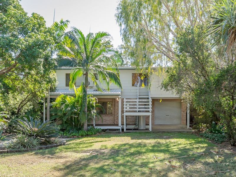 44 Ferguson Crescent, West Gladstone QLD 4680