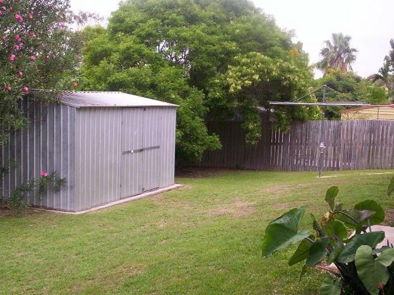 75 Booth Avenue, Tannum Sands QLD 4680