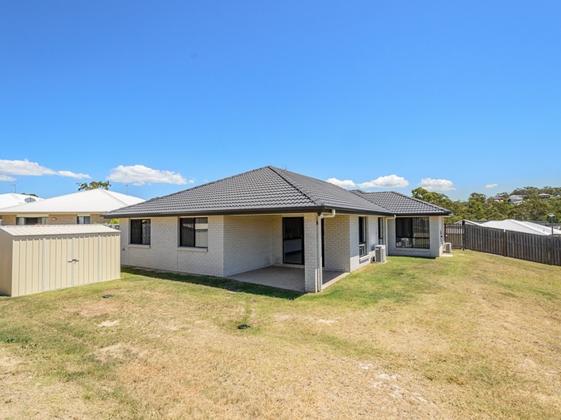 1 Bragg Court, Kirkwood QLD 4680