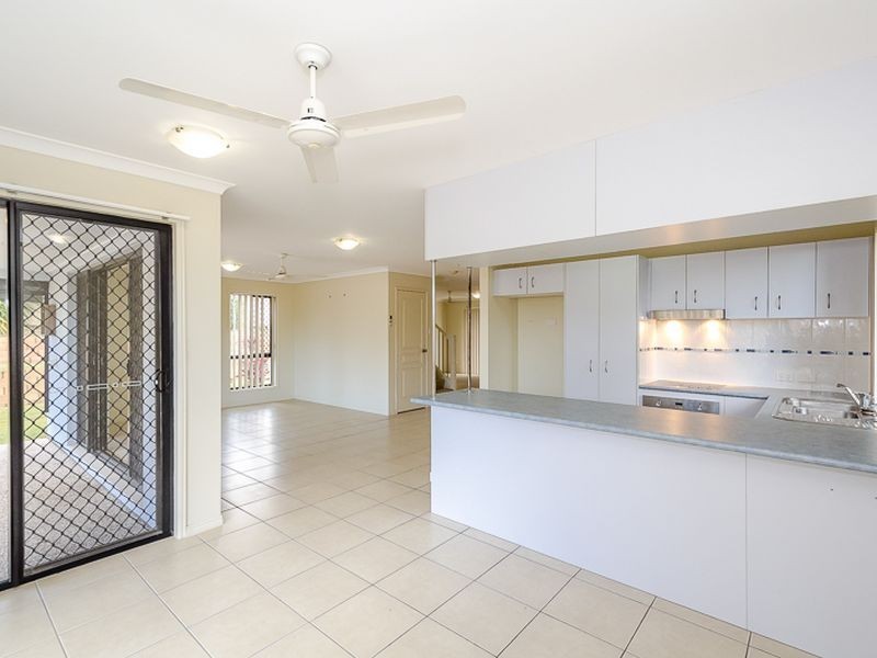 63 Sharyn Drive, New Auckland QLD 4680