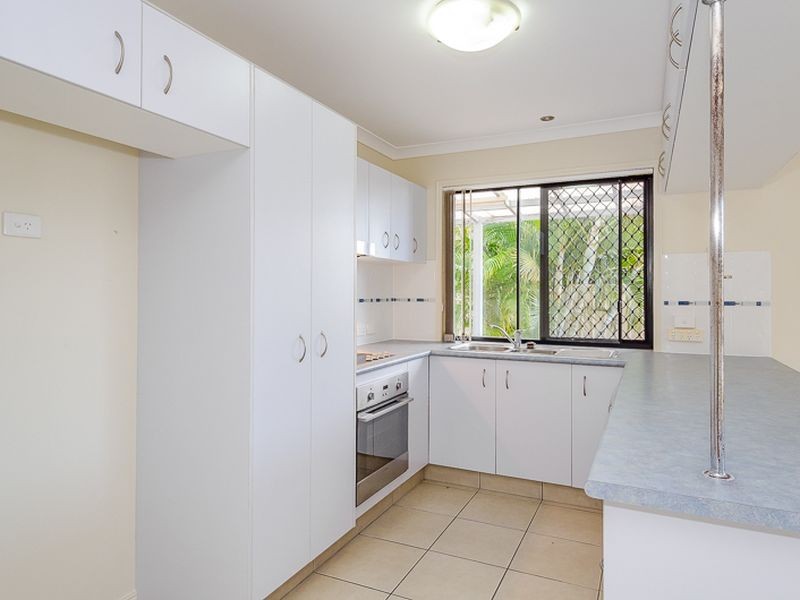 63 Sharyn Drive, New Auckland QLD 4680