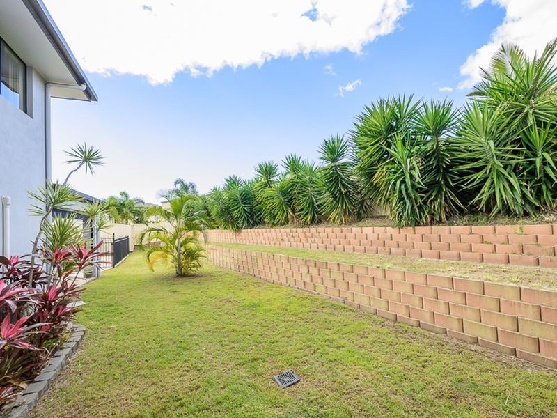 63 Sharyn Drive, New Auckland QLD 4680
