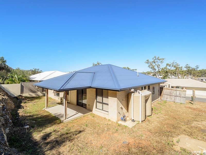 27 Stoneybrook Drive, Glen Eden QLD 4680