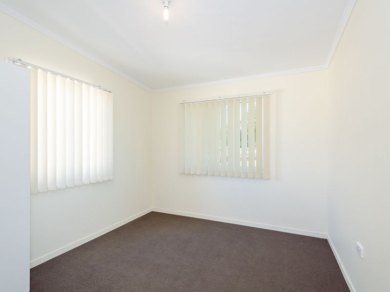 6 Bayne Street, West Gladstone QLD 4680