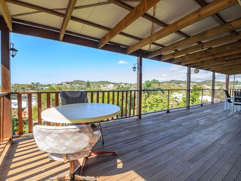 6 Bayne Street, West Gladstone QLD 4680