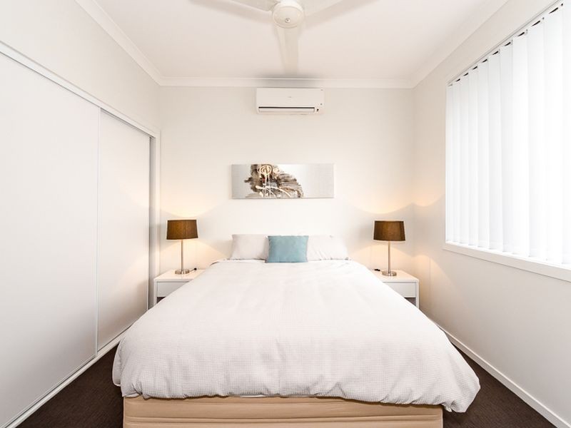 3 Bushlark Place, New Auckland QLD 4680