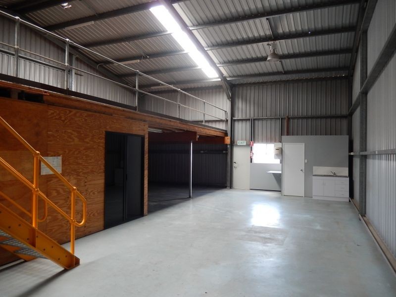 Shed/4/3 Kingdon Street, Gladstone QLD 4680