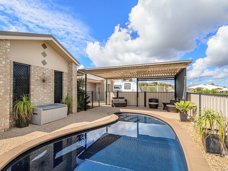 5 Wyara Close, Clinton QLD 4680