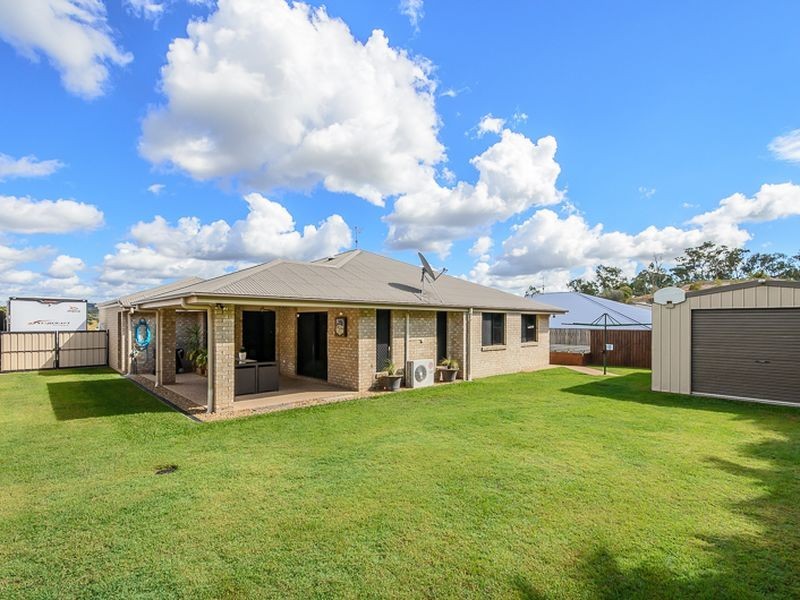 5 Wyara Close, Clinton QLD 4680