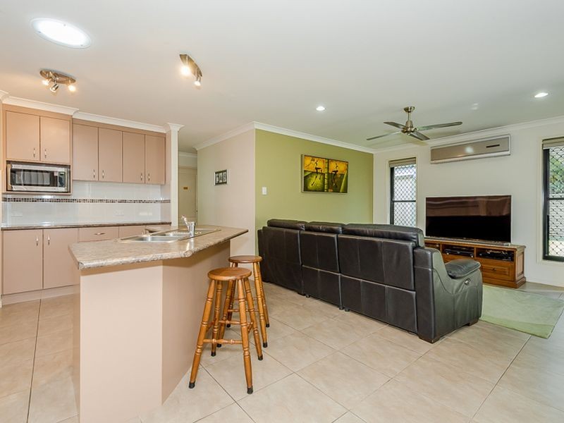 5 Wyara Close, Clinton QLD 4680