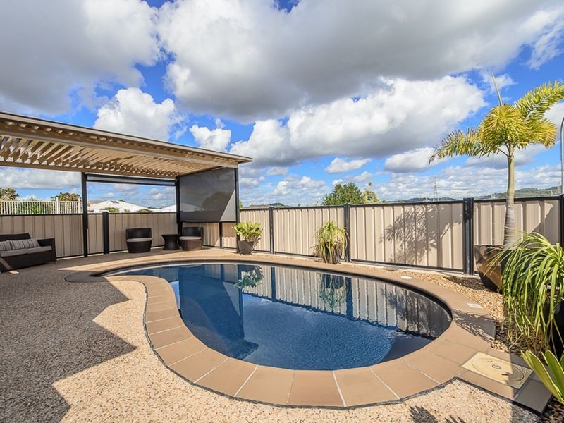 5 Wyara Close, Clinton QLD 4680