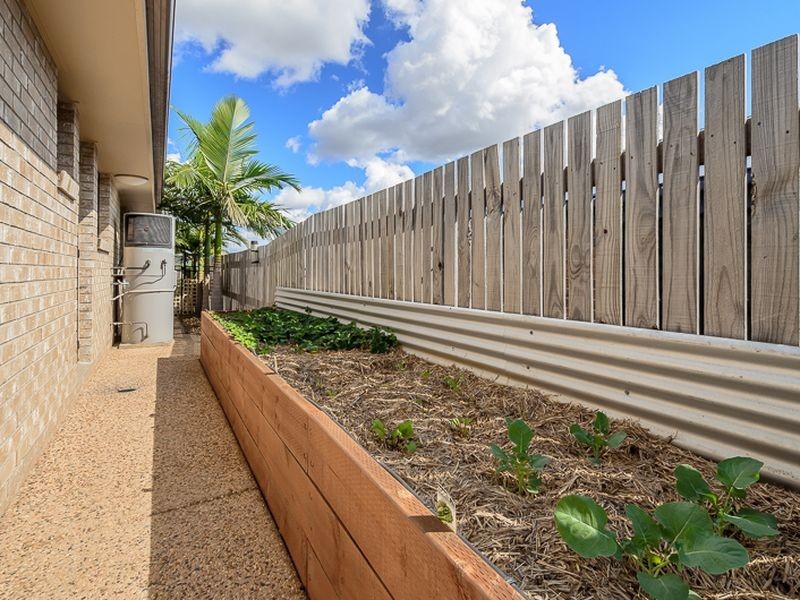 5 Wyara Close, Clinton QLD 4680