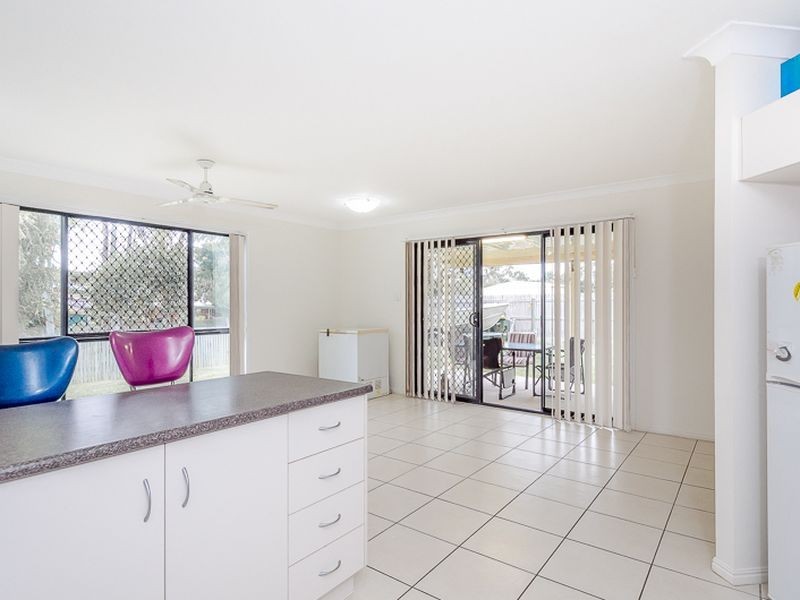 8 Dean Street, Glen Eden QLD 4680