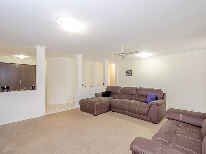 8 Dean Street, Glen Eden QLD 4680