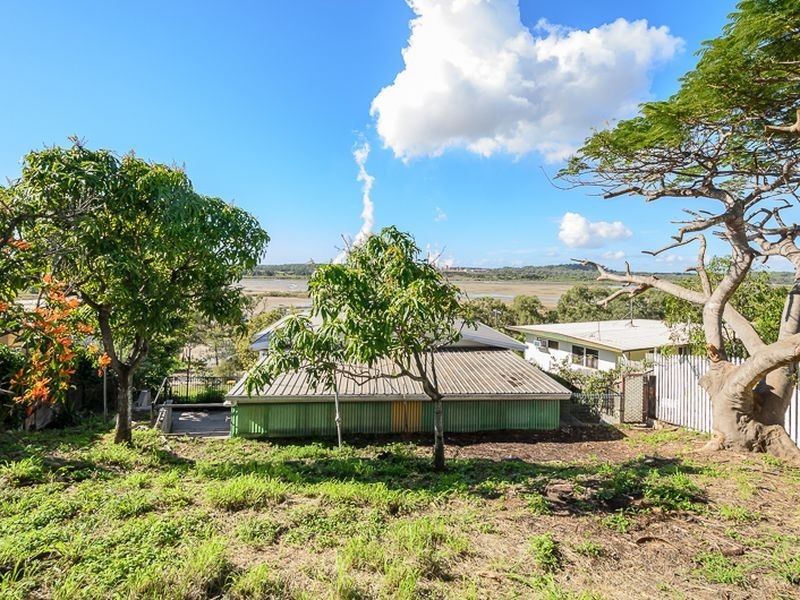 16 Yaralla Street, Barney Point QLD 4680