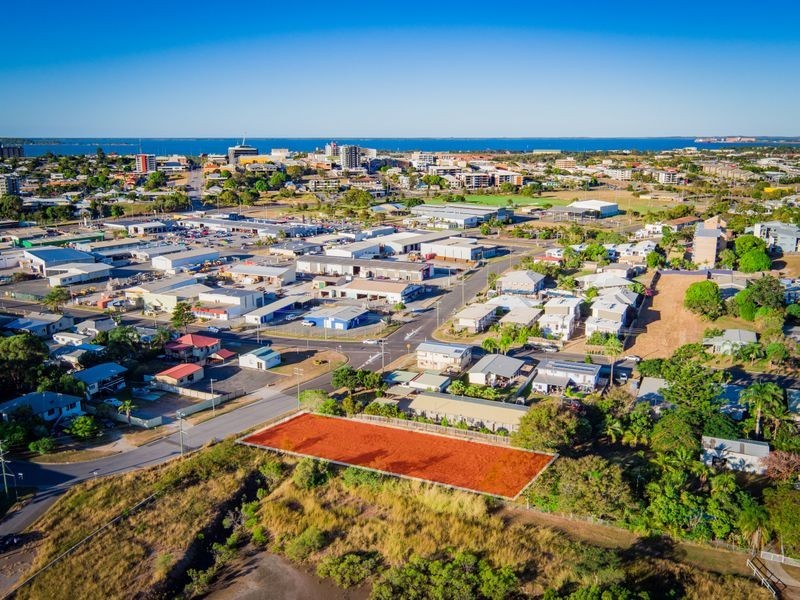 5 Murray Street, West Gladstone QLD 4680