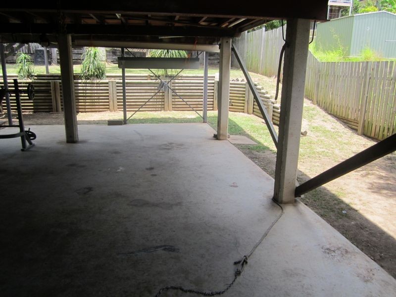 27 Penda Avenue, New Auckland QLD 4680