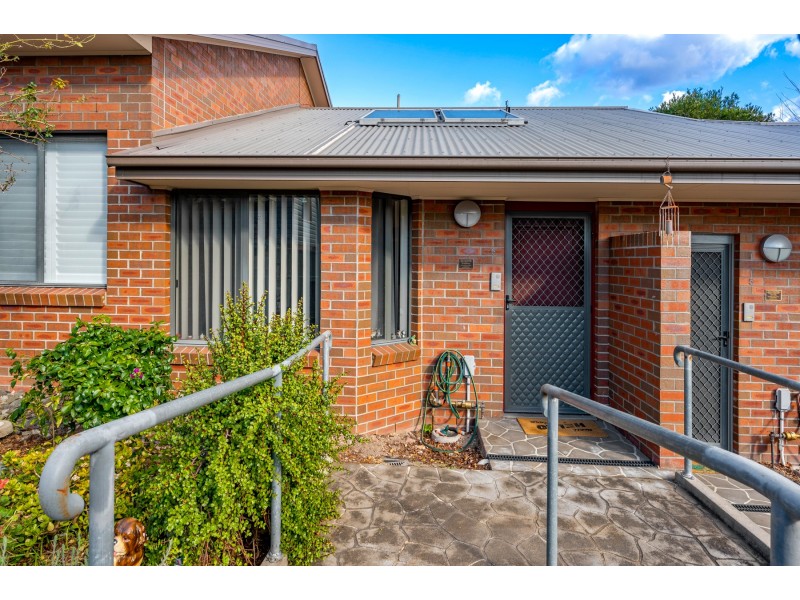 Suite 2/161 Goondoon Street, Gladstone QLD 4680