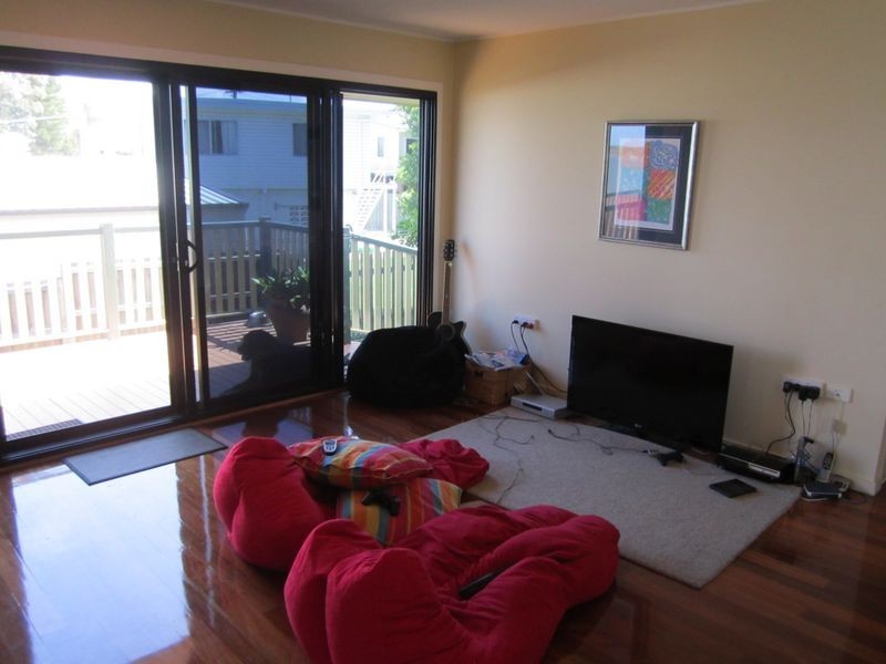 13 The Esplanade, Barney Point QLD 4680