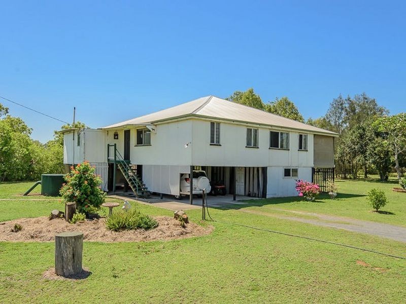 54061 Bruce Highway, Mount Larcom QLD 4695
