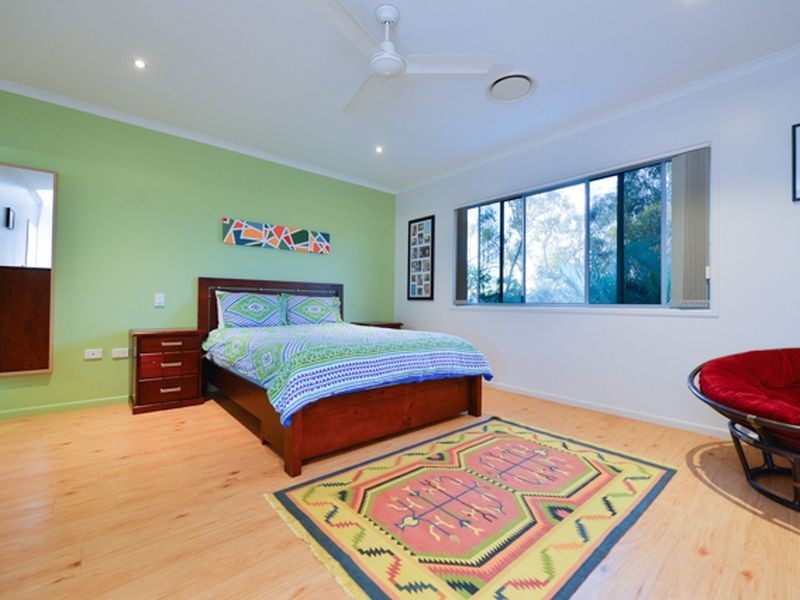 12 Lois Court, New Auckland QLD 4680