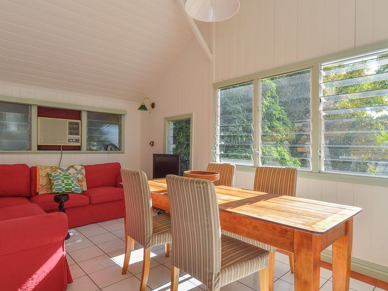 10 Herbert Street, Gladstone QLD 4680