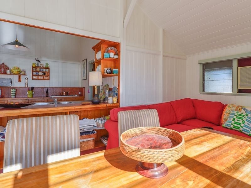 10 Herbert Street, Gladstone QLD 4680