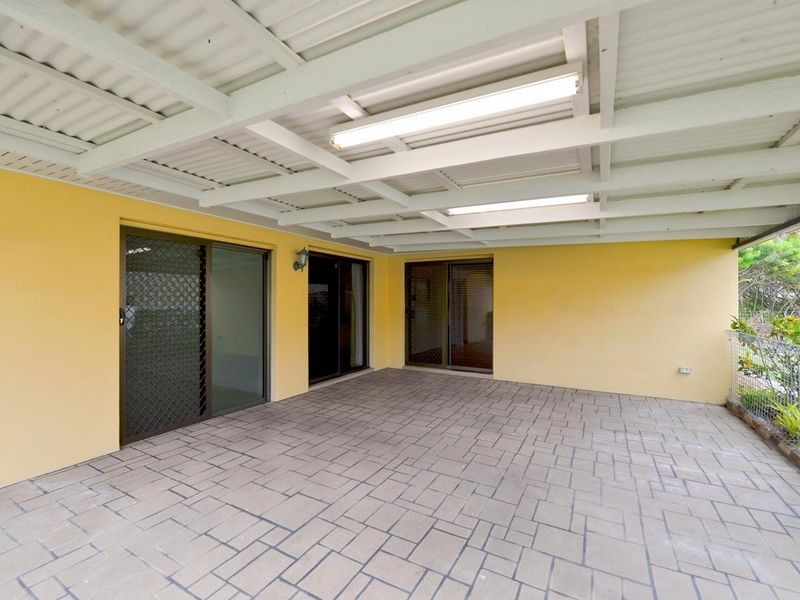 31 J Hickey Avenue, Clinton QLD 4680