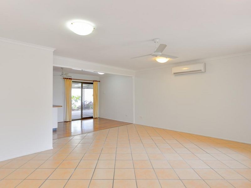 31 J Hickey Avenue, Clinton QLD 4680