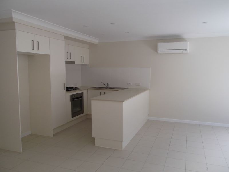 2/26 Flinders Street, West Gladstone QLD 4680